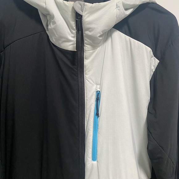 Backcountry Wolverine Cirque 2.0 Black Grey Hooded Insulated Puffer Snow Jacket - Picture 7 of 7